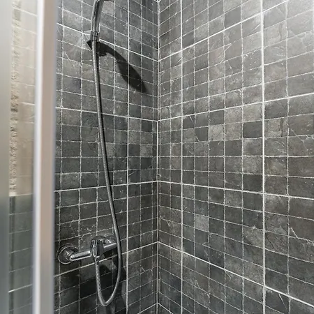 بيت ضيافة Mystay - Portonest Downtown *