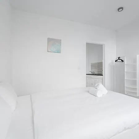 Πανσιόν Mystay - Portonest Downtown