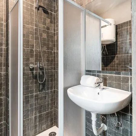 Πανσιόν Mystay - Portonest Downtown *