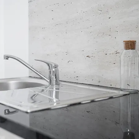 Πανσιόν Portonest Downtown