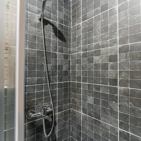 Πανσιόν Portonest Downtown *